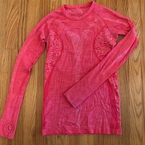 Lululemon Athletica Long Sleeve Swift tech Size4
